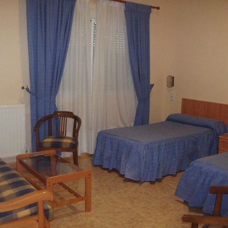 Hotel Los Hermanos Ocaña Kültér fotó