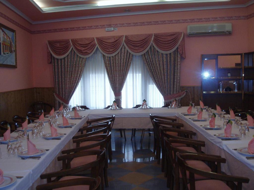 Hotel Los Hermanos Ocaña Kültér fotó