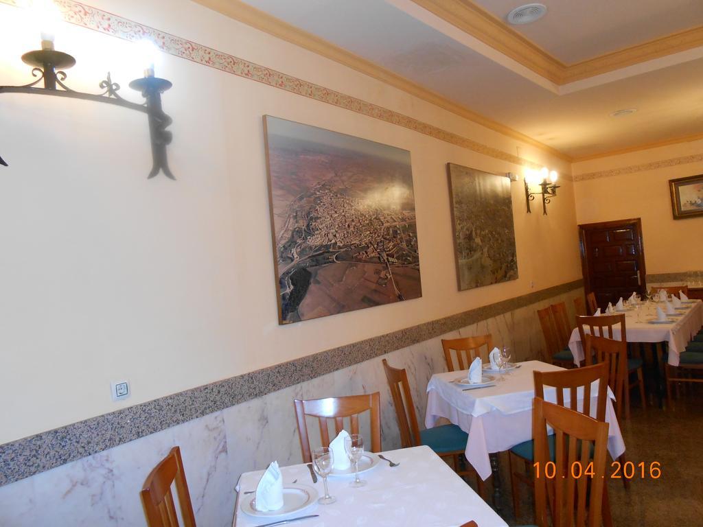 Hotel Los Hermanos Ocaña Kültér fotó