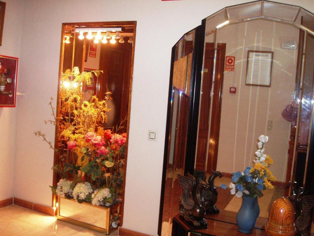 Hotel Los Hermanos Ocaña Kültér fotó