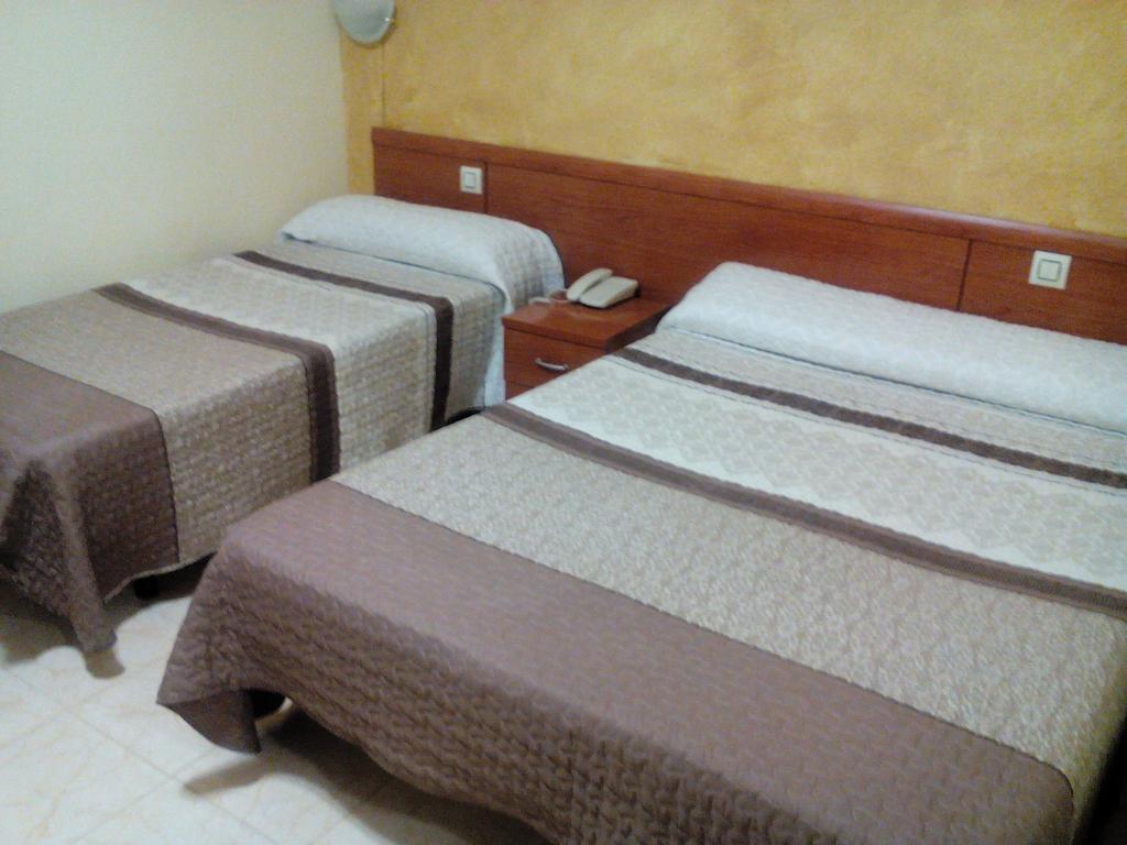 Hotel Los Hermanos Ocaña Kültér fotó